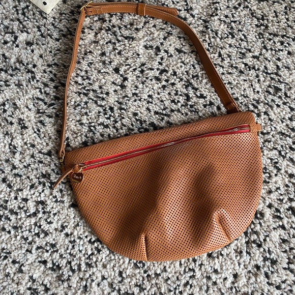 Clare V. Grande Fanny in Cuoio Perforated - Picture 2 of 7